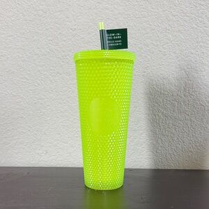 Starbucks Glow-in-the-Dark Lime Green Tumbler. NEW with tags. 24oz. 
Halloween!